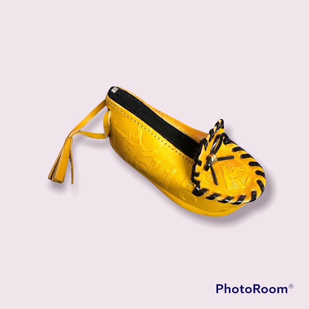 New leather coin bag